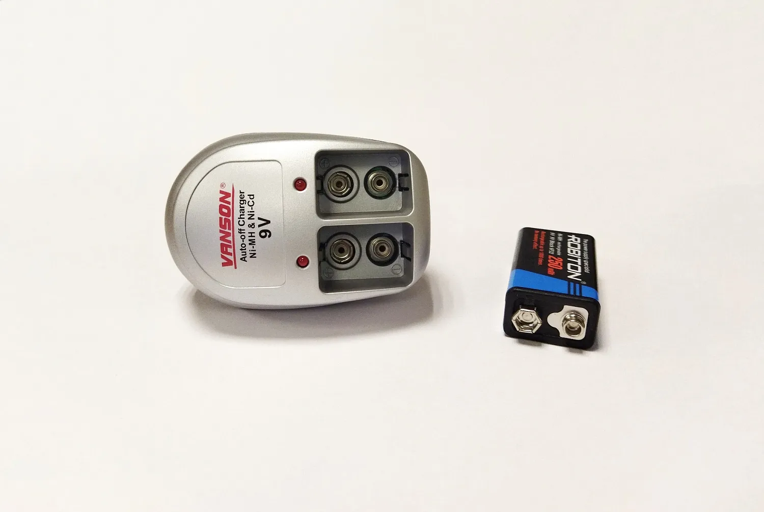 Зарядное устройство для твердомеров ТКМ серии М